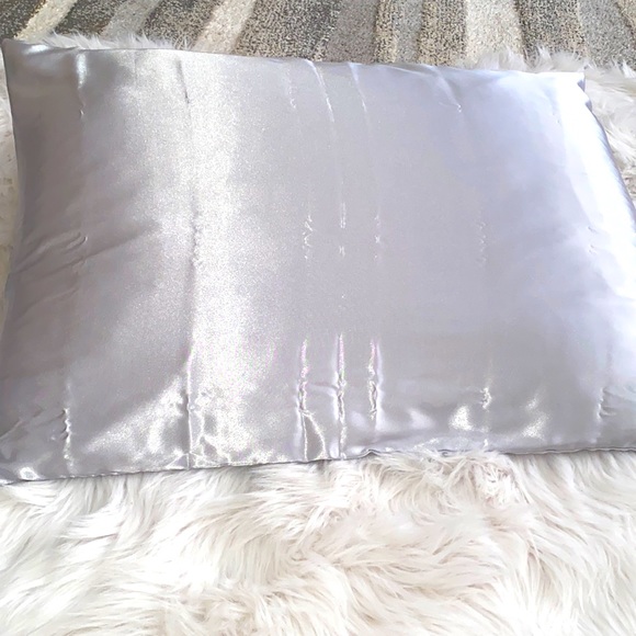 KITSCH Satin pillowcase/ SILVER - Picture 2 of 6